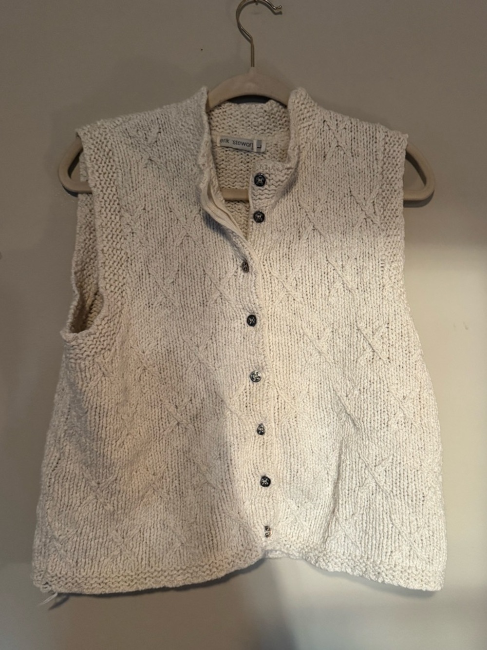 VUC Erik Stewart Cream Knit Button-Up Sweater Vest- Size L